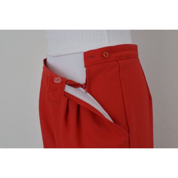 Vintage 80s Red Polyester Pleated Trousers by Pykettes | size 12 - Picture 4 of 10